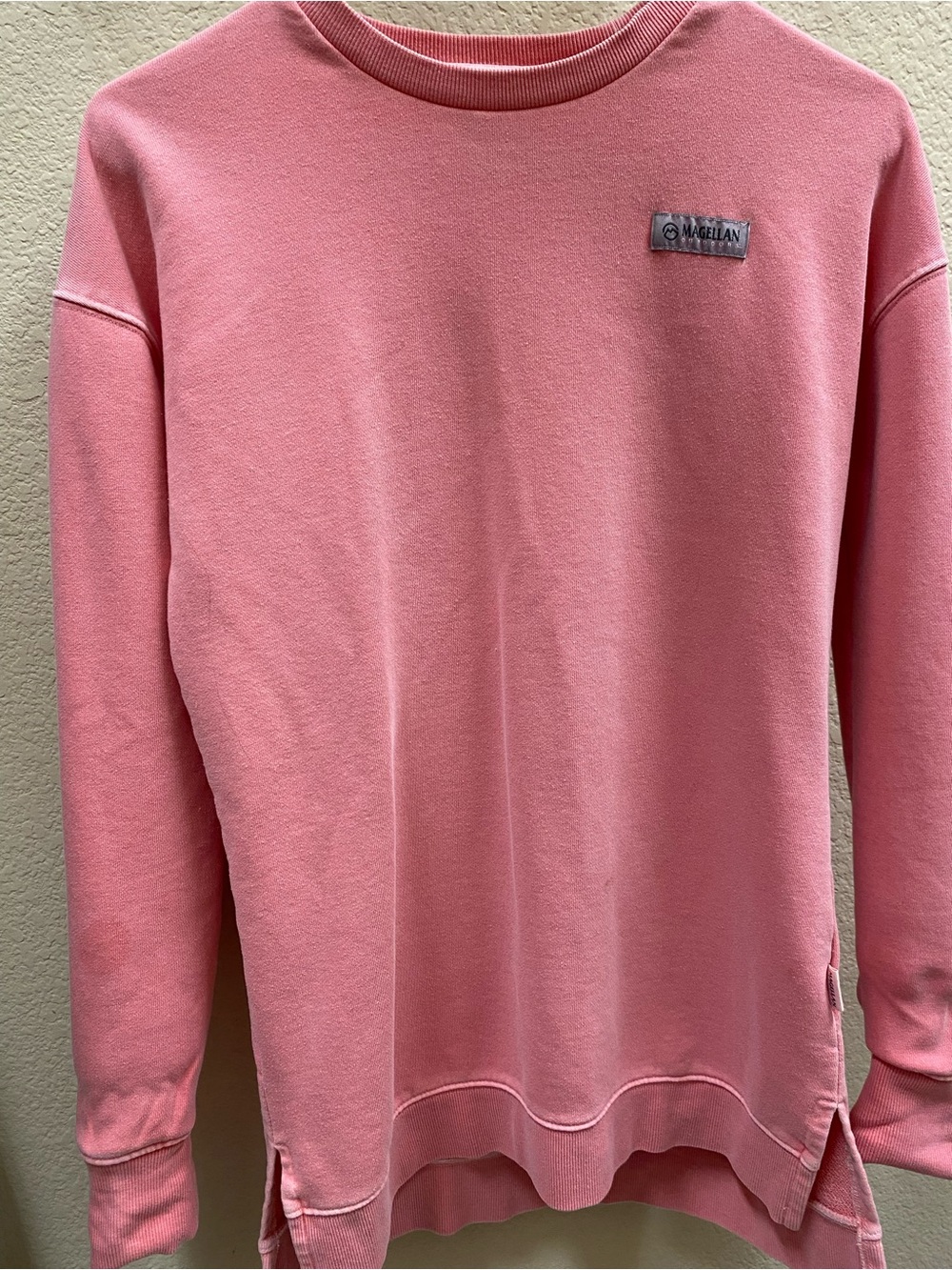 Magellan Outdoors Pink Crewneck Sweater